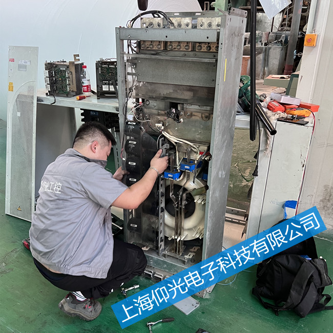 abbacs800變頻器維修ACS800-07LC-0940-7報警FF8B維修