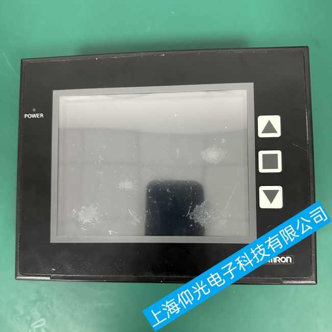 河南歐姆龍觸摸屏NB10W-TW01B通電幾分鐘后屏幕變成藍屏故障售后維修