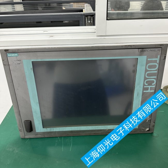 生產線西門子工控機IPC477D液晶屏出現花屏黑屏白屏故障維修哪家質量好